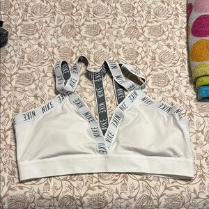 Nike White Sports Bra for Ultimate Comfort